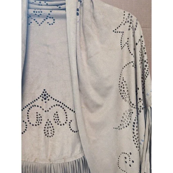 Curations Caravan Tan Faux Suede Laser Cut Fringe Wrap Shawl Studded Boho OS - Picture 10 of 16